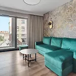 アパートホテル Grano - Pool, Sauna, & Parking By Downtown 4*