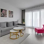 Grano - Pool, Sauna, & Parking By Downtown Γκντανσκ