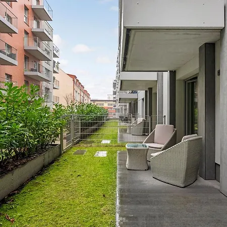 Grano - Pool, Sauna, & Parking By Downtown Lägenhet Gdańsk