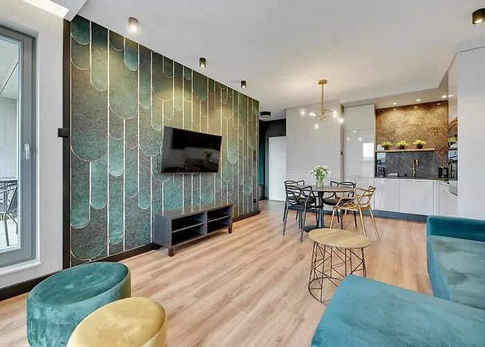 Grano - Pool, Sauna, & Parking By Downtown 4* غدانسك